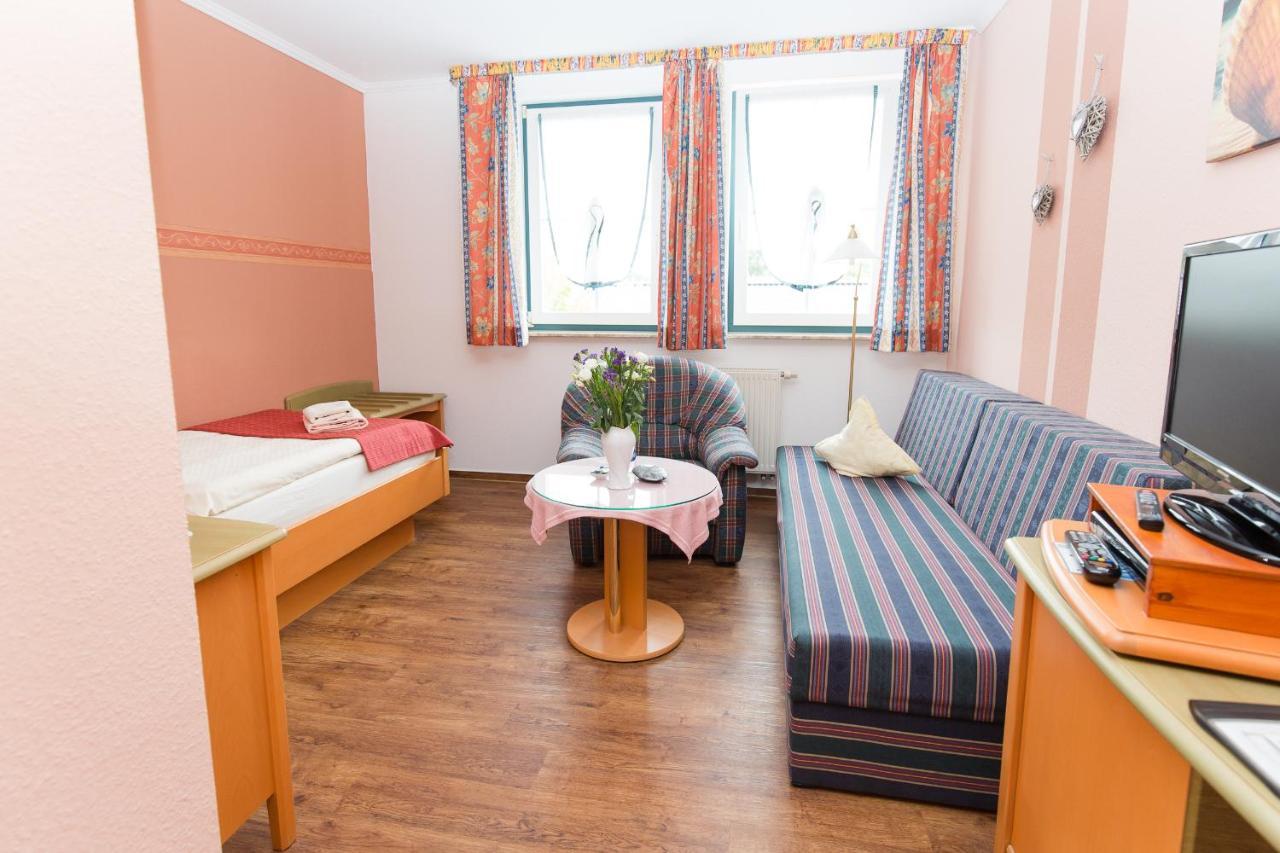 Hotel Garni Am Deich Zingst Exteriér fotografie