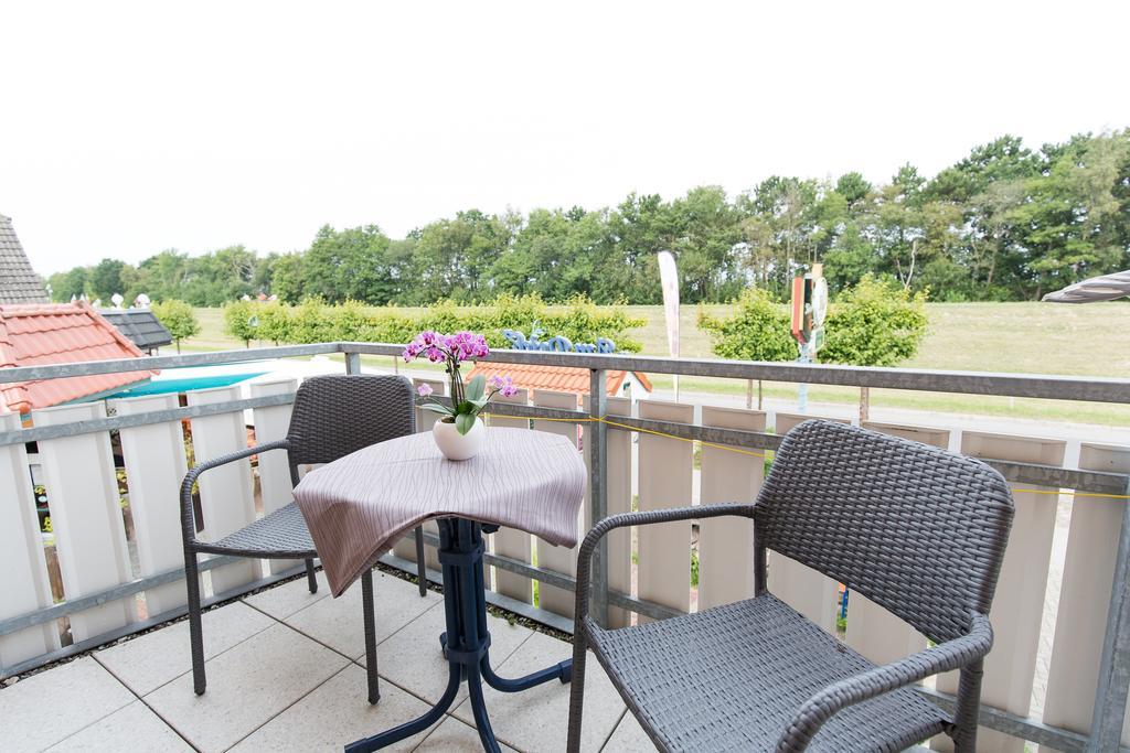 Hotel Garni Am Deich Zingst Pokoj fotografie