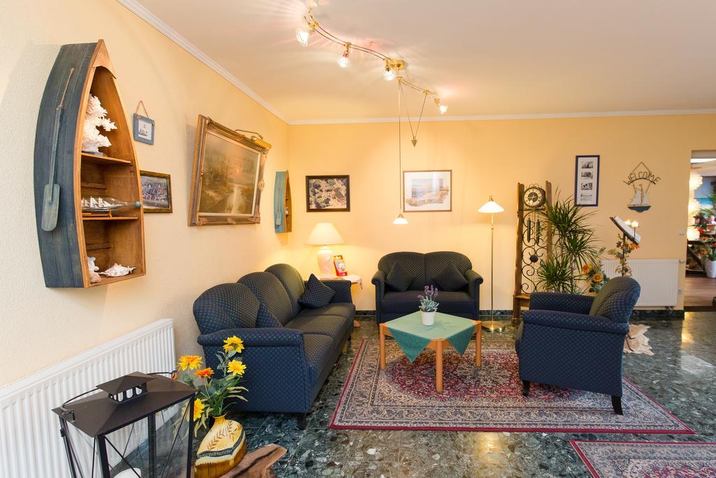 Hotel Garni Am Deich Zingst Exteriér fotografie